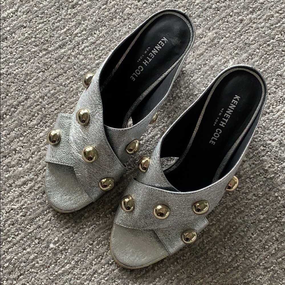 Kenneth Cole silver and gold heels